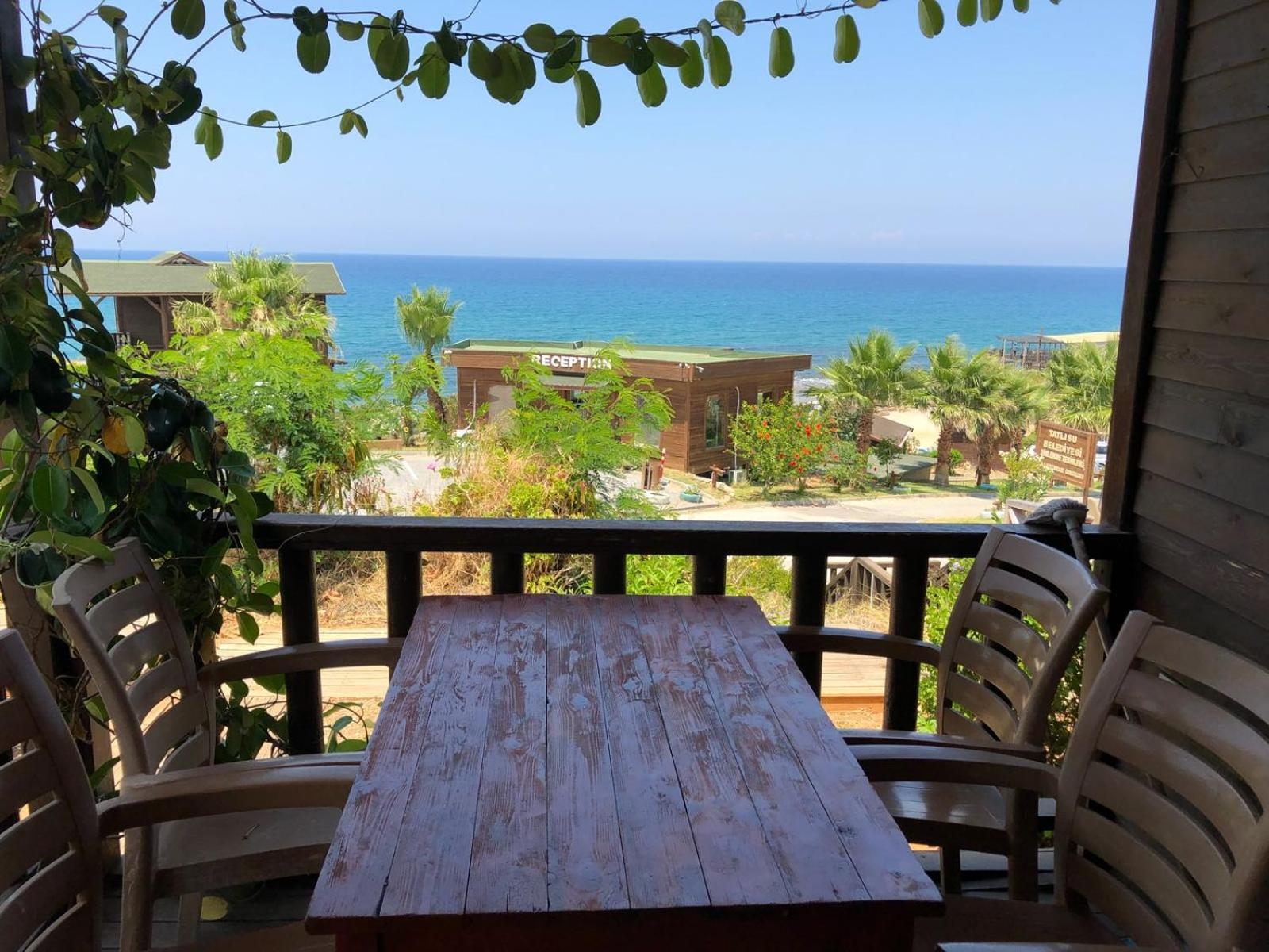 Zambak Holiday Village & Restaurant Superb Seafront Location ! Agios Georgios  Εξωτερικό φωτογραφία