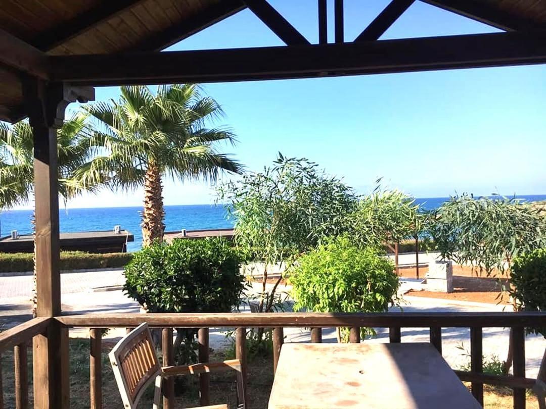Zambak Holiday Village & Restaurant Superb Seafront Location ! Agios Georgios  Εξωτερικό φωτογραφία