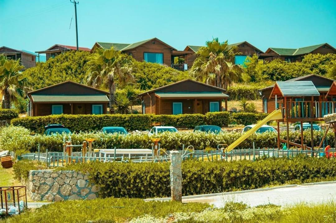 Zambak Holiday Village & Restaurant Superb Seafront Location ! Agios Georgios  Εξωτερικό φωτογραφία