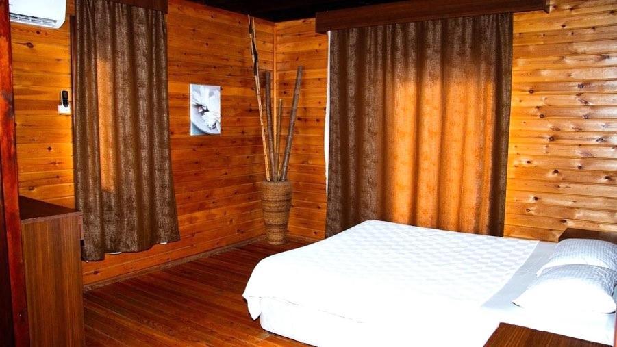 Zambak Holiday Village & Restaurant Superb Seafront Location ! Agios Georgios  Εξωτερικό φωτογραφία